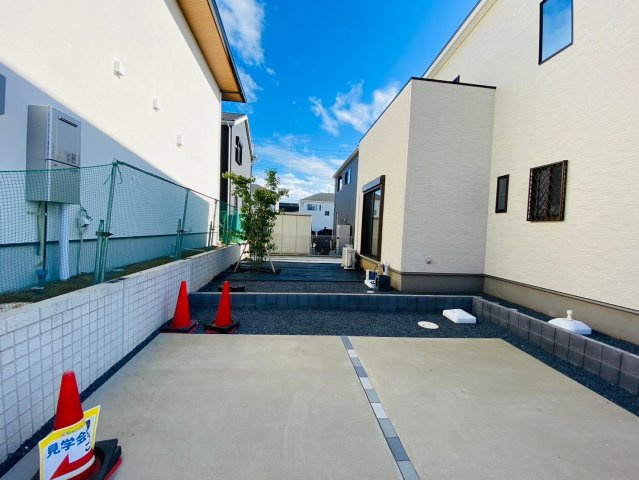 八街Ⅱ期　戸建の駐車場