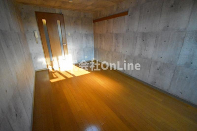 【洋室】 | ピッコロオベスト