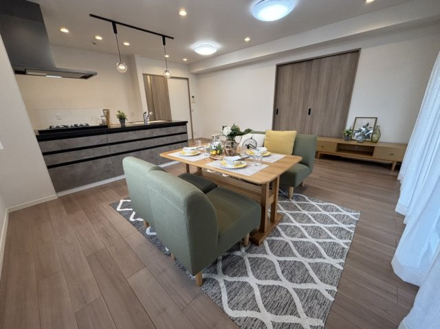 【居間・リビング】ライオンズマンション筑紫丘 