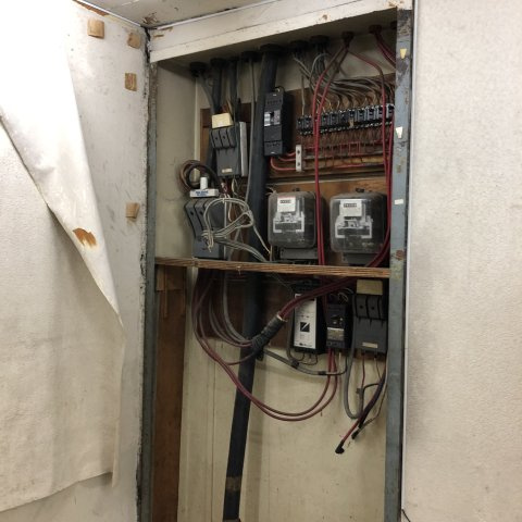 一剣紅谷町ビルの内装