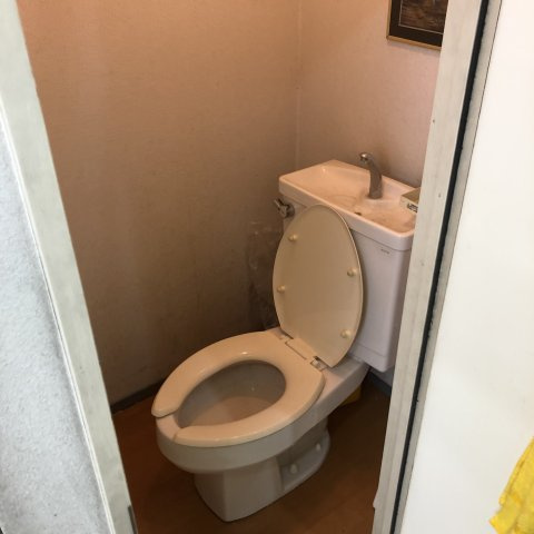 一剣紅谷町ビルのトイレ