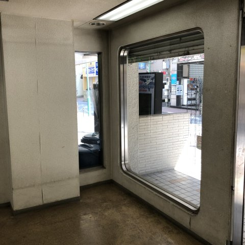 一剣紅谷町ビルの内装