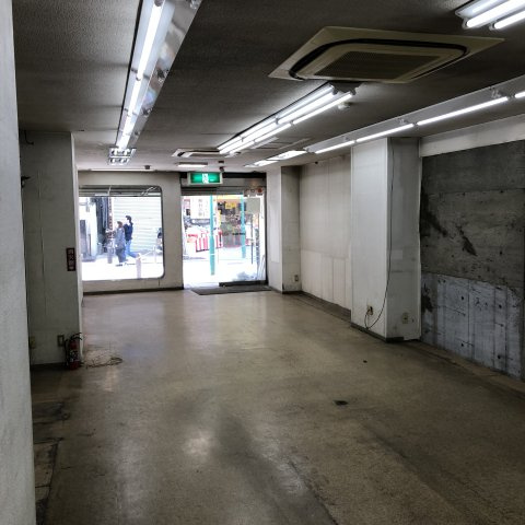 一剣紅谷町ビルの内装