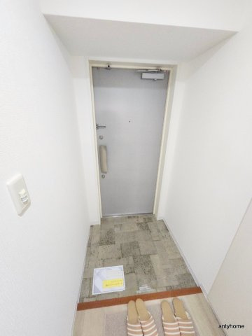 南堀江プライマリーワン　仲介手数料無料の玄関