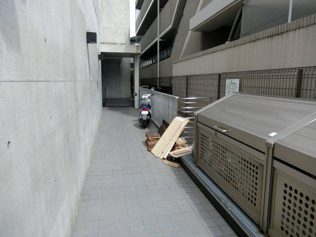 アネシスフナキの駐車場