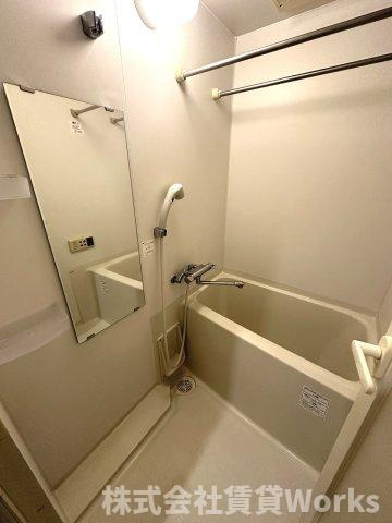 豊千ビルの浴室|コンパクトで使いやすいお風呂です