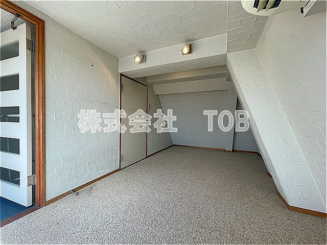 【洋室】 | 上北沢1丁目戸建-定期借家1年　再契約型- | 4F　洋室7.5帖※クリーニング完了前※