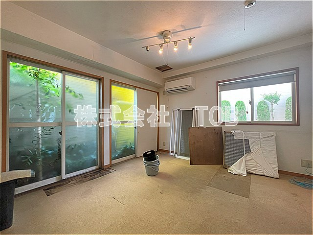 【洋室】 | 上北沢1丁目戸建-定期借家1年　再契約型- | 1F　洋室6.8帖※クリーニング完了前※