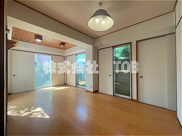 【洋室】 | 上北沢1丁目戸建-定期借家1年　再契約型- | 1F　洋室8帖※クリーニング完了前※