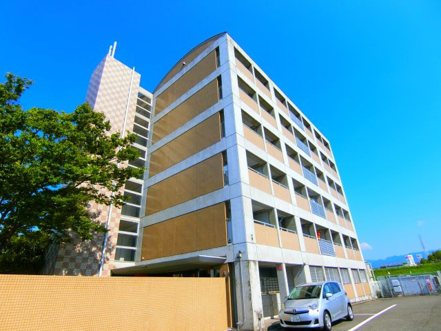 ヤマザキメゾンドファムの外観