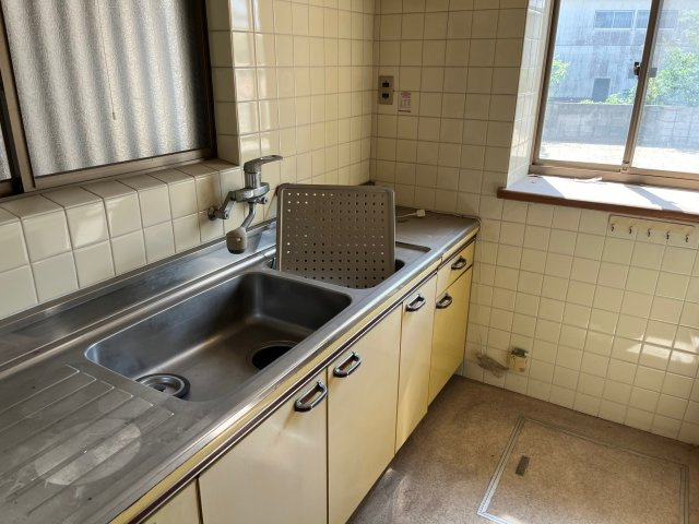 里庄町里見1売物件のキッチン