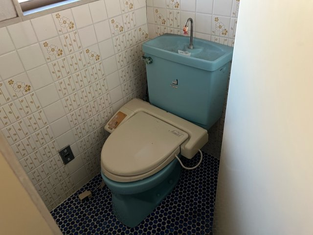 里庄町里見1売物件のトイレ