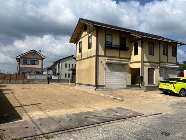 里庄町里見1売物件の外観