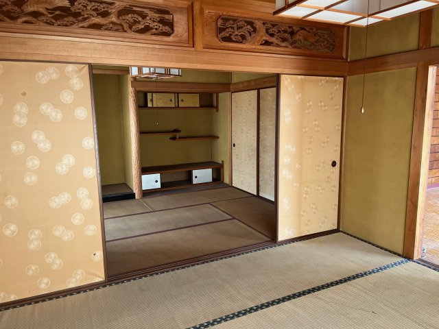 里庄町里見1売物件の和室