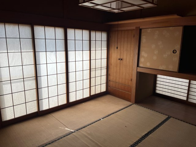 里庄町里見1売物件の和室