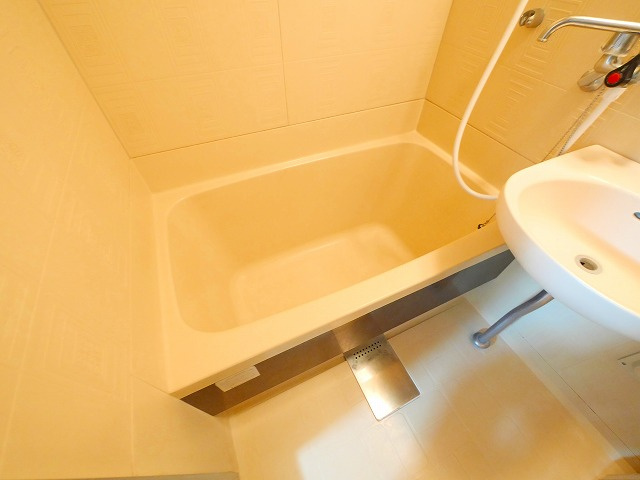 ラブリーハイツの浴室