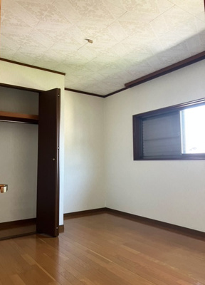 【洋室】 | 日野岡西町一戸建 | 2F　洋室