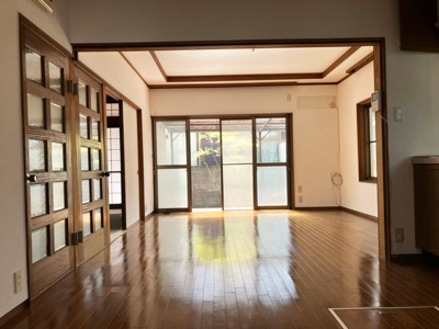 【居間・リビング】 | 日野岡西町一戸建