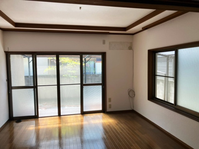 【居間・リビング】 | 日野岡西町一戸建