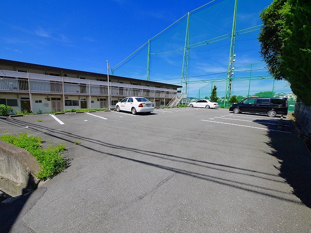 鳩マンションの駐車場|駐車場です