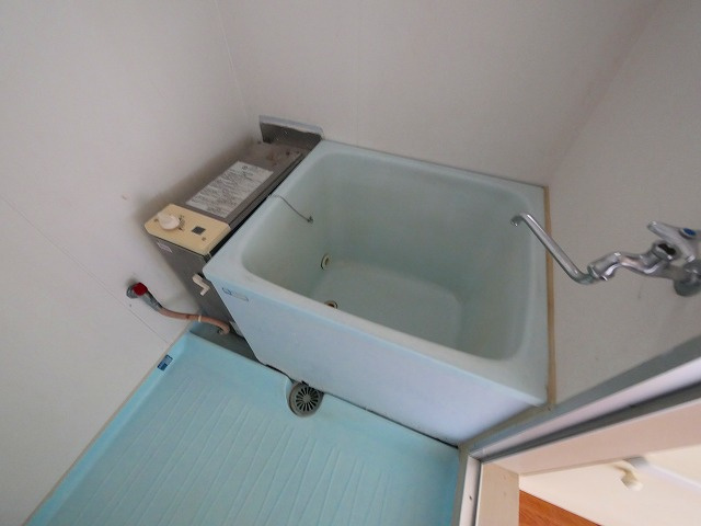 鳩マンションの浴室