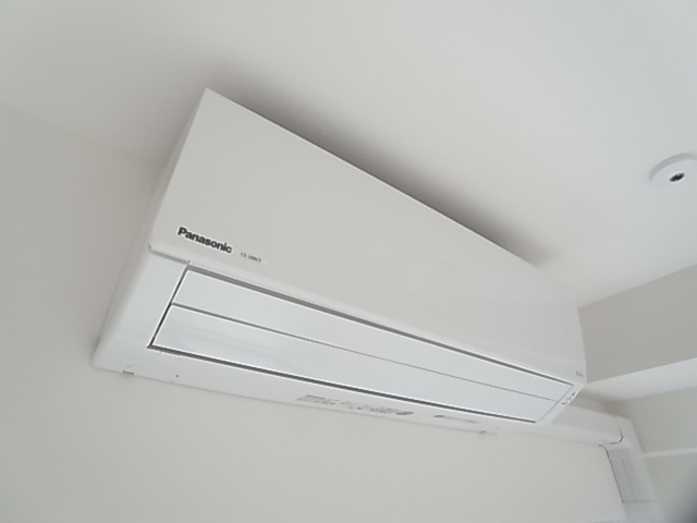 神戸市兵庫区湊町４丁目の賃貸マンションの設備|エアコン