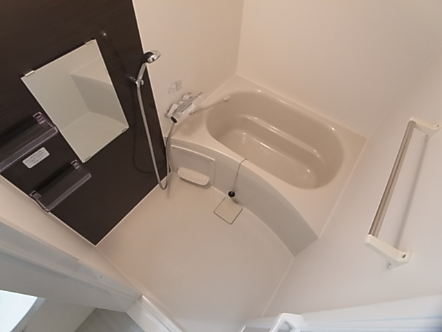 神戸市兵庫区湊町４丁目の賃貸マンションの浴室