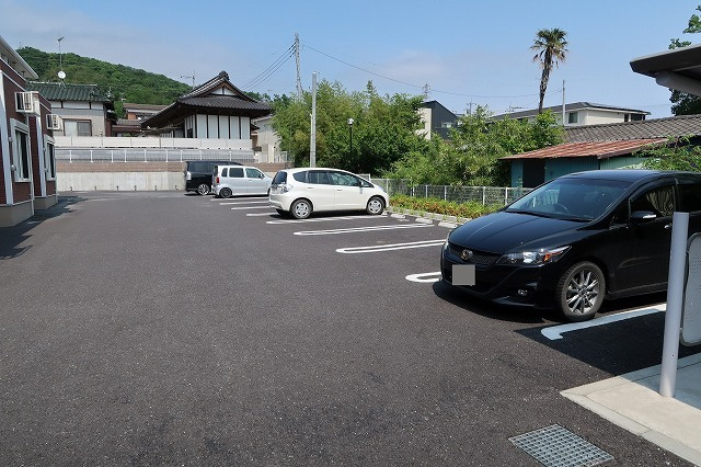 アズール　つくばⅡ　Ｂ棟の駐車場|駐車場