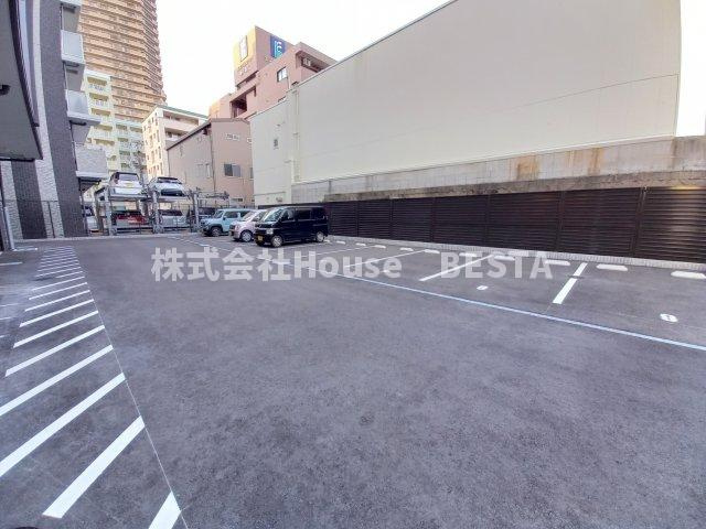 エスリード神戸兵庫駅マリーナスクエアの駐車場