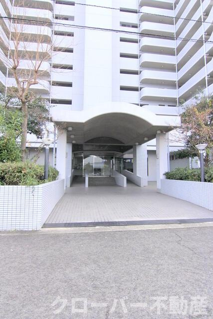 サンハイツ宇多津のエントランス