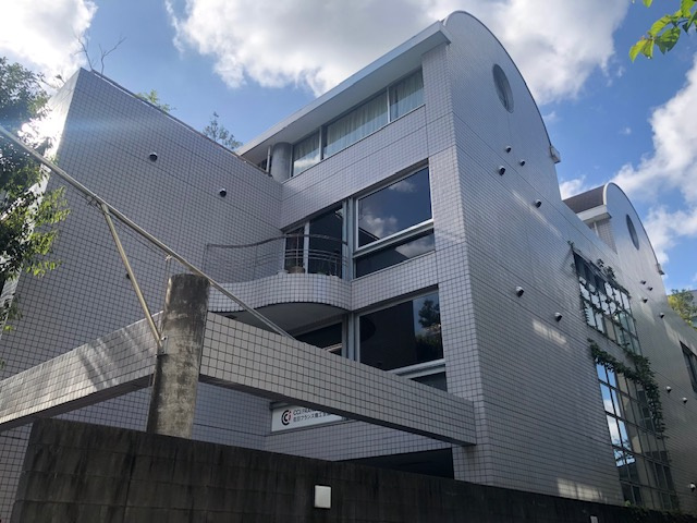 飯田ビルの外観