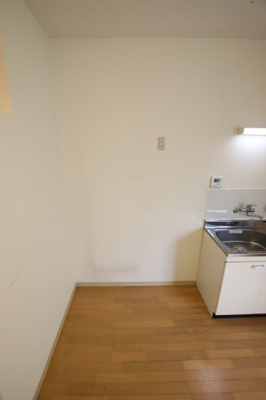 【その他】 | 堺市東区日置荘原寺町522-1アパート | 冷蔵庫スペース