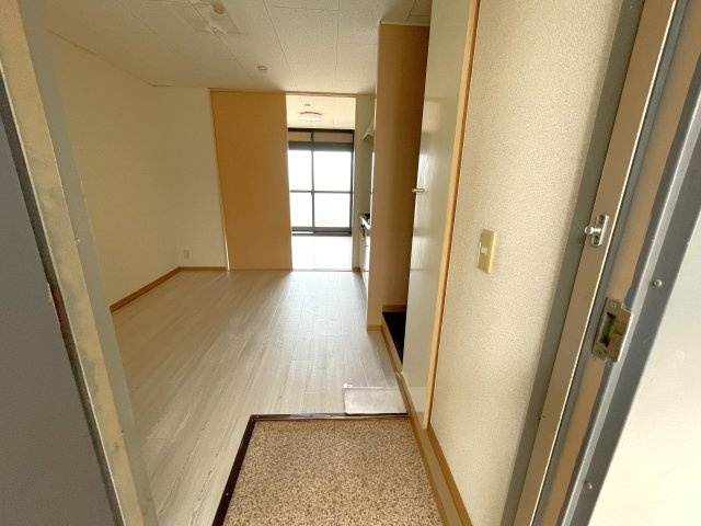 イーストガーデンの玄関
