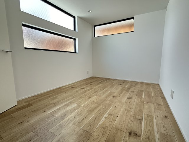 茅ヶ崎市東海岸南4丁目 デザイナーズハウスの洋室