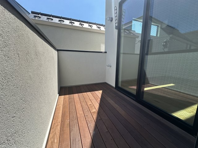 茅ヶ崎市東海岸南4丁目 デザイナーズハウスのバルコニー