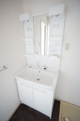 【独立洗面台】 | サントップタウンズ3 | ※同物件・同タイプの写真です。