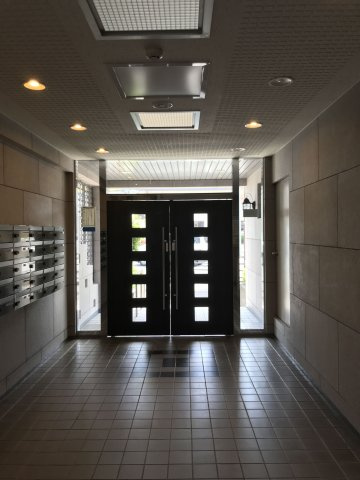 オリエントハイツ新室見Ⅱのエントランス