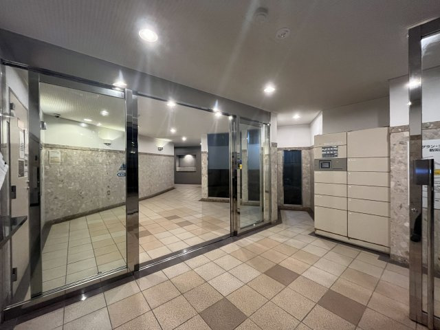 グラン・コート姪浜西のエントランス