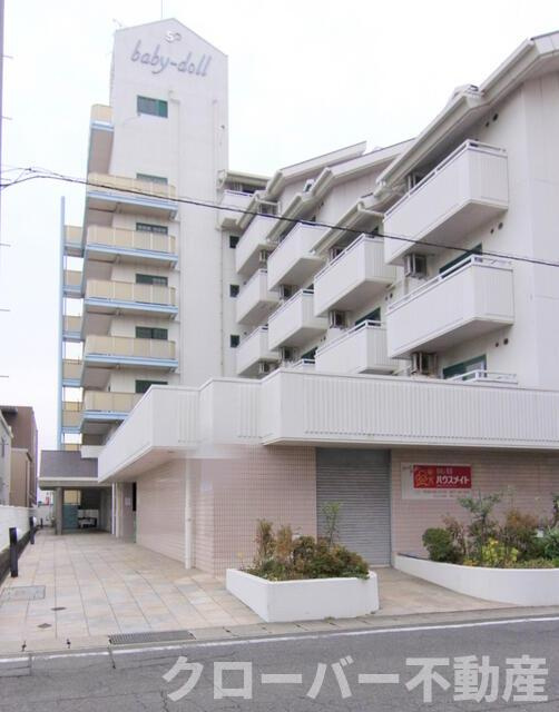 サンプラザ・ベビードールのエントランス
