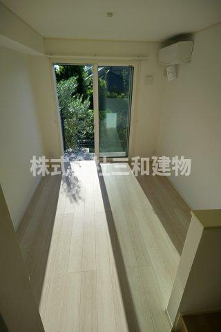 スターリングヒルズSの設備