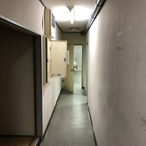 一剣紅谷町ビルの内装