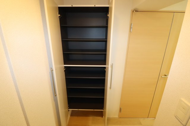 パレス龍大の収納