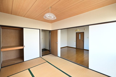 【和室】 | パークヒルズ美原町 | 趣のある和室です