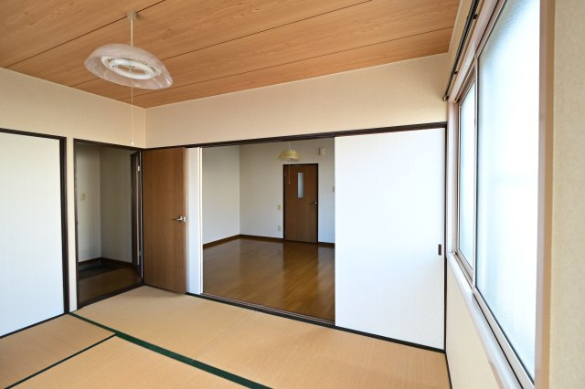 【和室】 | パークヒルズ美原町 | 日本らしい落ち着いた雰囲気の和室です