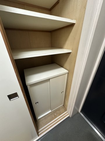 シューズボックス 