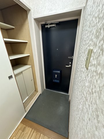 【玄関】バードタウン8番館