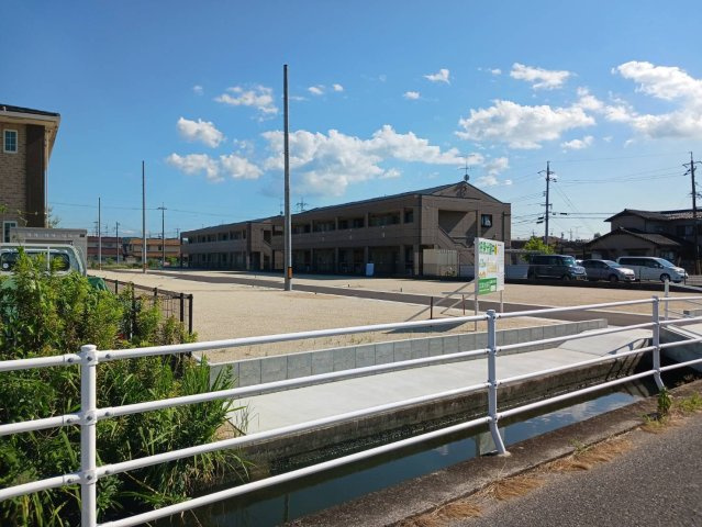 売土地　岡山県倉敷市上東の前面道路含む現地写真