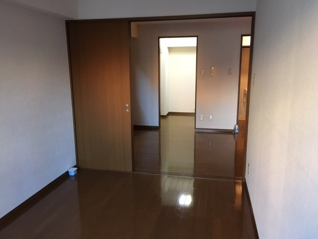 【寝室】K-1二日町