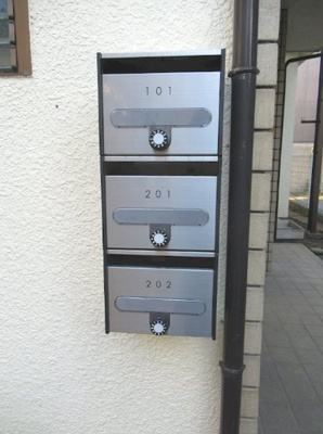 【その他共用部分】 | LaLa東坂下 | 共用部にメールボックスがあります
