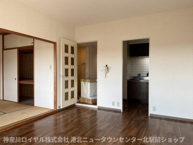 【居間・リビング】